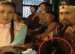 史上最搞笑的穿帮镜头,盘点史上最搞笑穿帮镜头